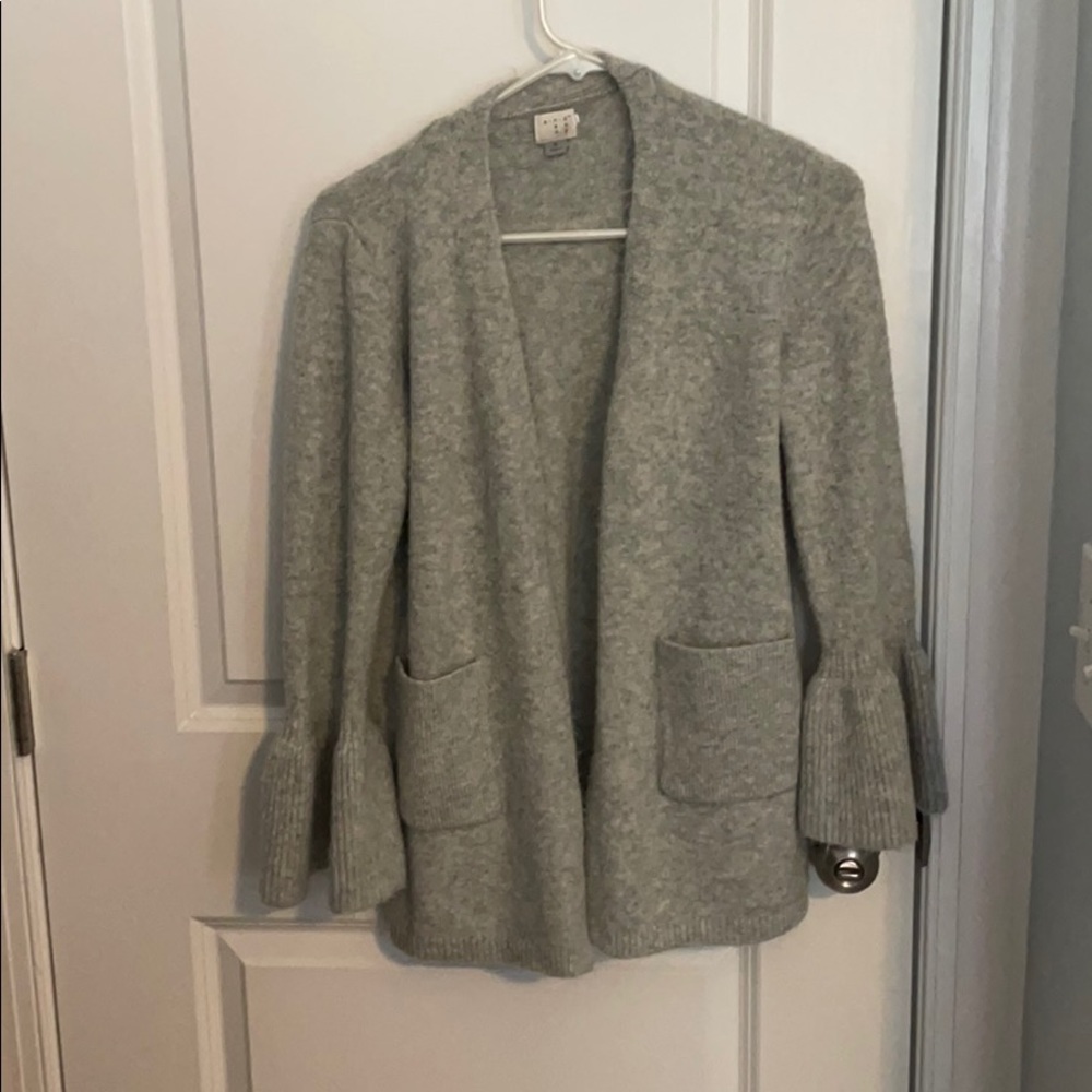 Bell sleeve grey cardigan